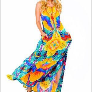 NWT shahida parides drawstring maxi dress.  Gorgeous dress for all occasions.S/M